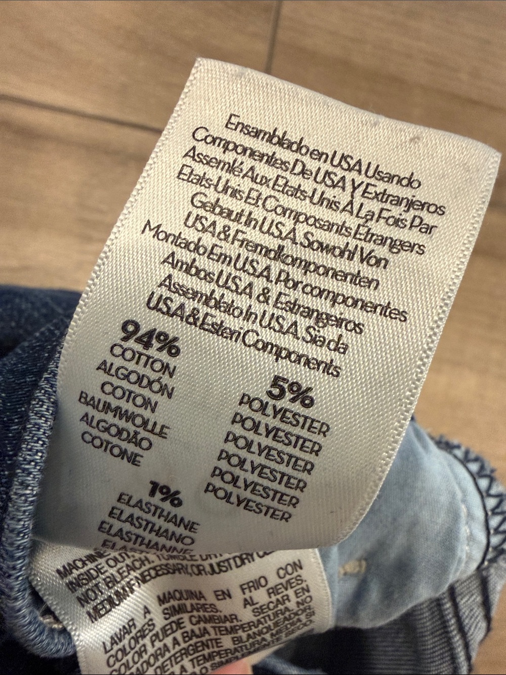 NEW MOTHER High Rise Hustler Ankle Crop Jeans in Heirloom Color.  Size 29.  NWOT - Picture 10 of 10